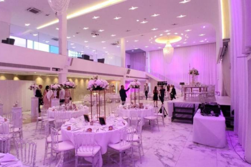 Espace pour les événements professionnels ou privés à Vaulx-en-Velin La Soie 69120 Le Pavillon de la Soie