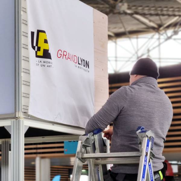 Installation de mobilier pour exposition