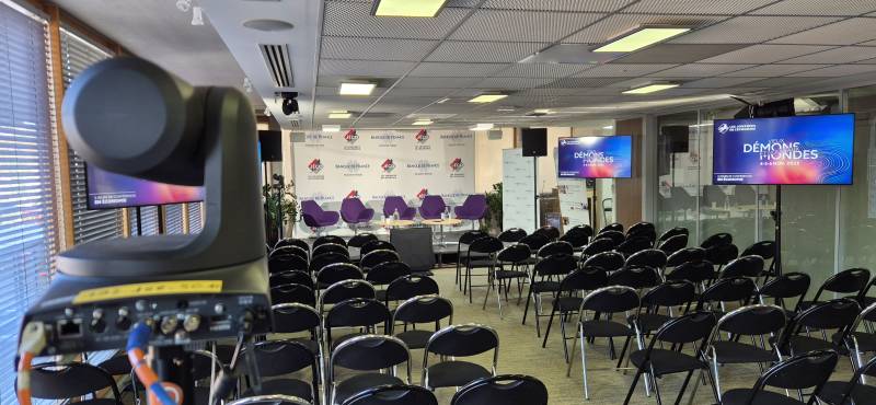 La technologie PTZ Panasonic au service de l'événementiel : une captation multi-angles haute définition sans encombrer l'espace scénique.