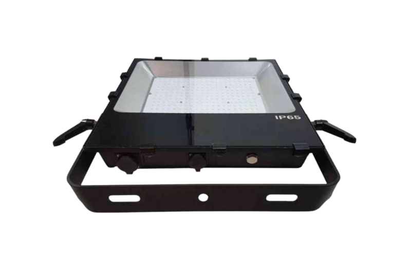 Projecteur LED - Ekspoled - Nicols, Lyon (69).