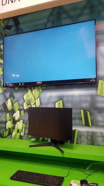 Écran 55’’ pour votre évènement – Sony XF85, Lyon (69)